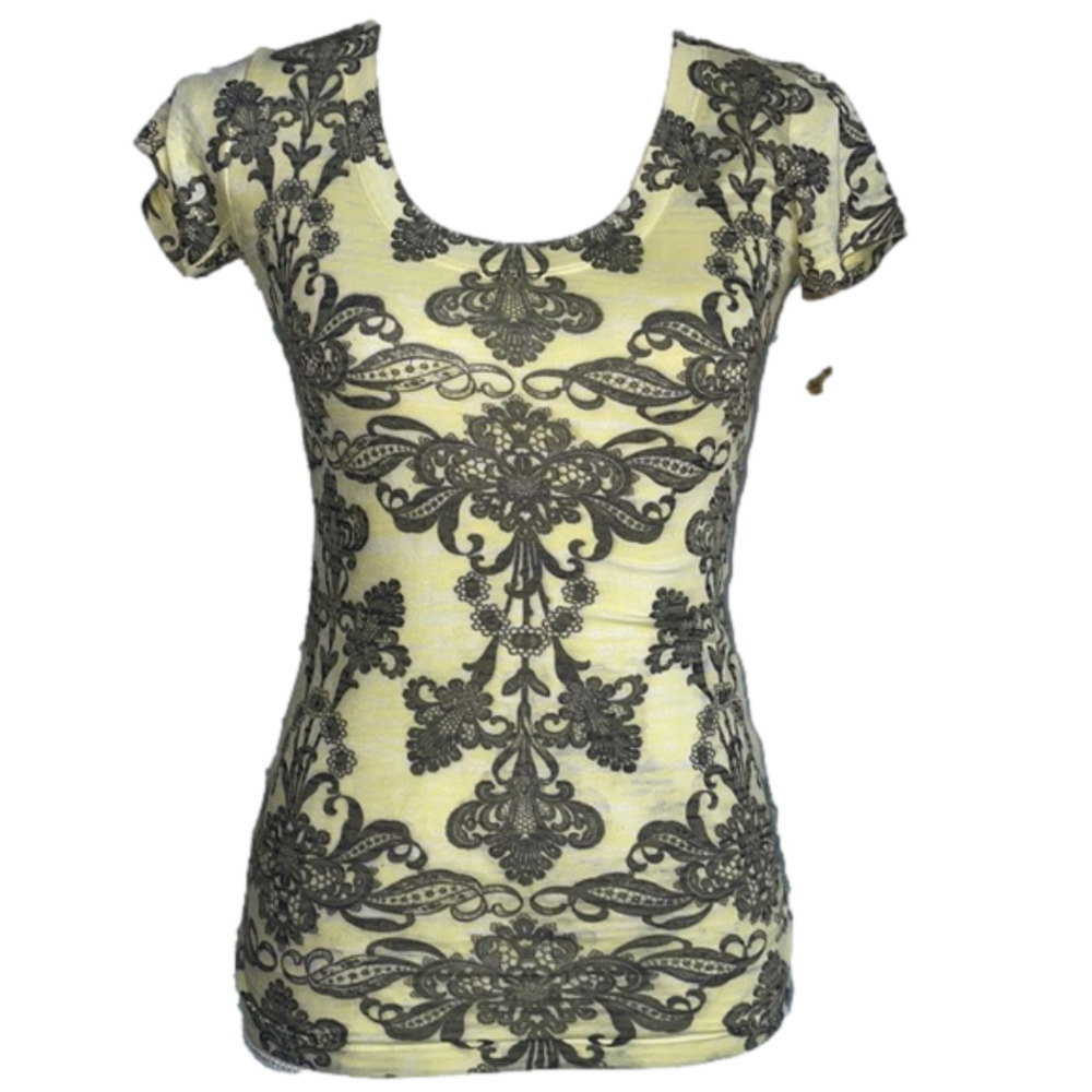 BOGO 🌸🌼 LOL Vintage Yellow T-shirt -lace graphic